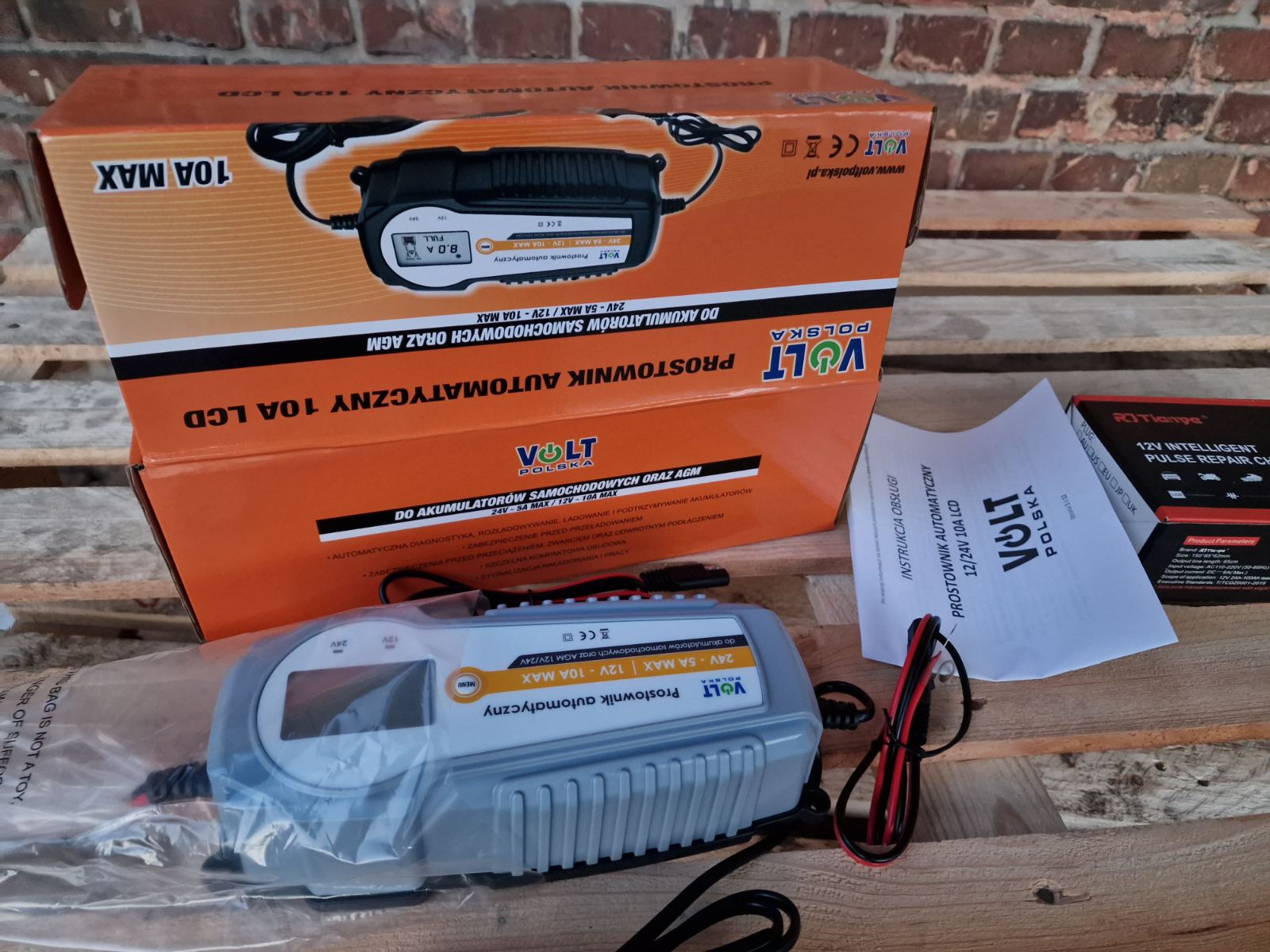Зарядний пристрій заряджання акумулятора VOLT 12V 24V 10A